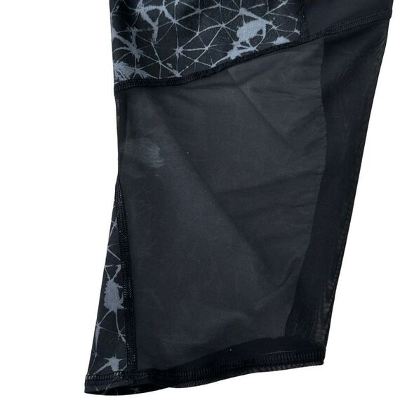 ..Lululemon Water: Sea-Me Run Crop Star Crushed Coal Black / Black - Picture 15 of 16
